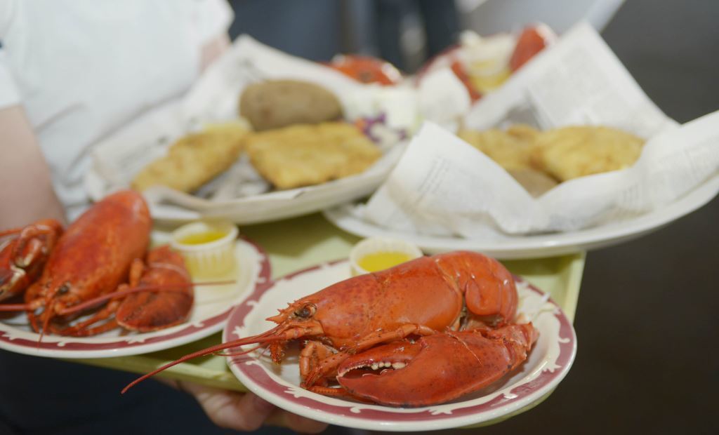 Lobster Suppers Fisherman's Wharf Lobster Supper, Pier 15 Restaurant